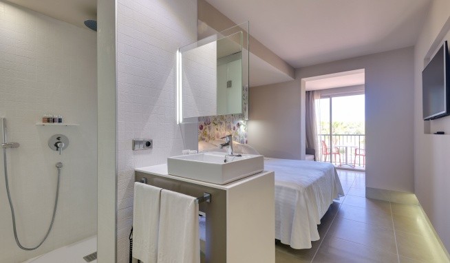 Occidental Ibiza (ex. Barcelo Pueblo Ibiza) recenze