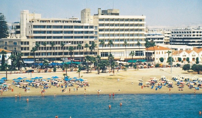 Sun Hall értékelés
