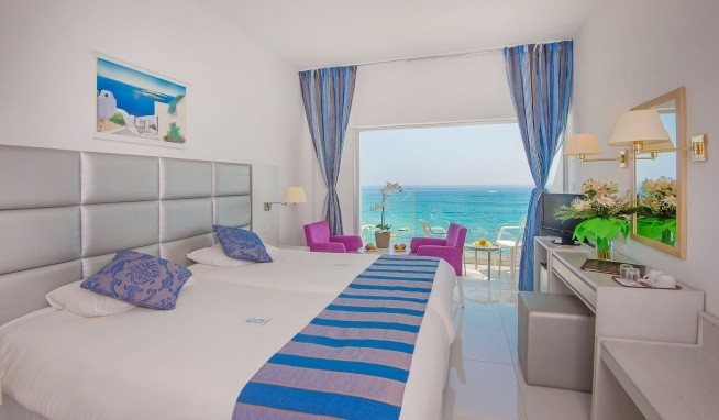 Silver Sands Beach recenze