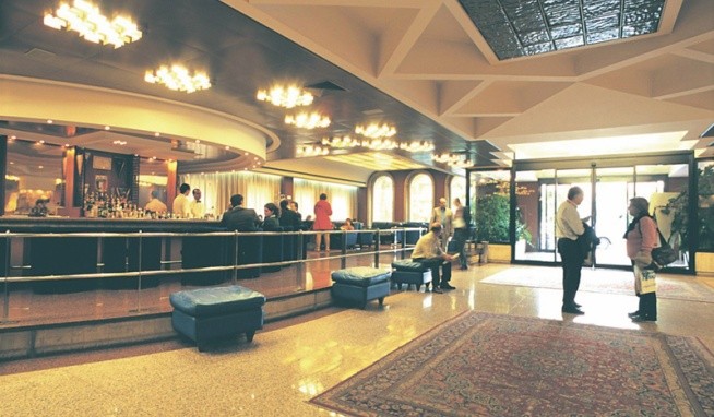 Astoria Palace recenzie