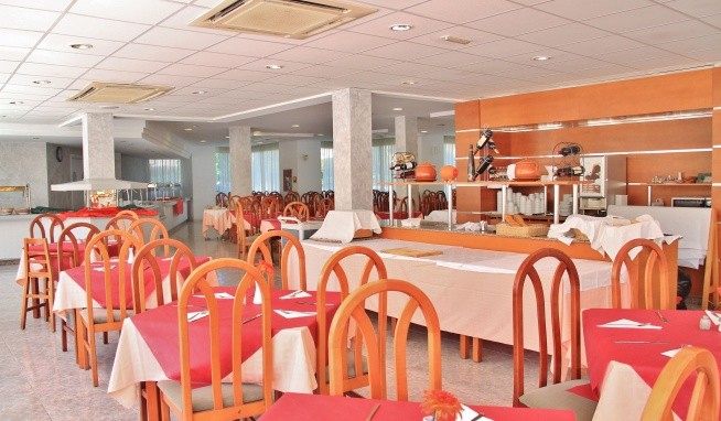 Globales Cala Bona Suites recenze