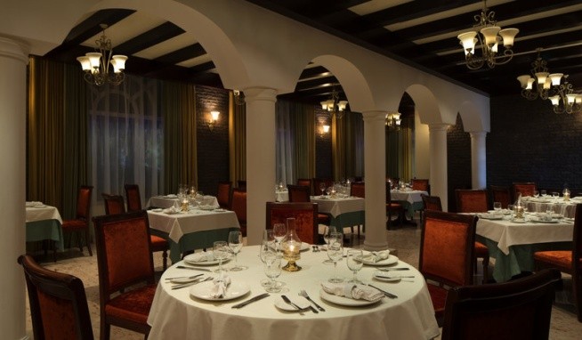 Radisson Blu Muscat értékelés