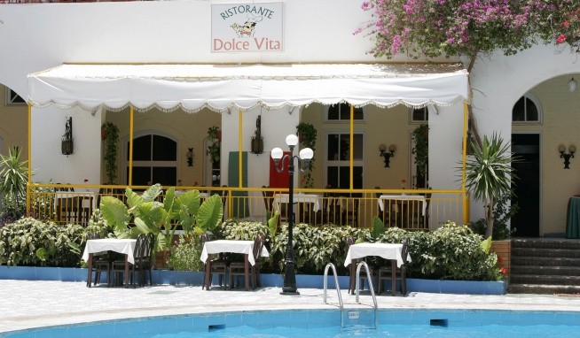 Empire Beach Resort (ex. Triton Empire Beach Resort) opinie