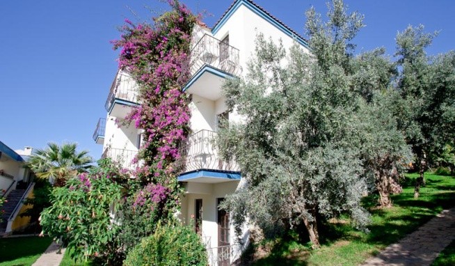 Yel Holiday Resort recenze