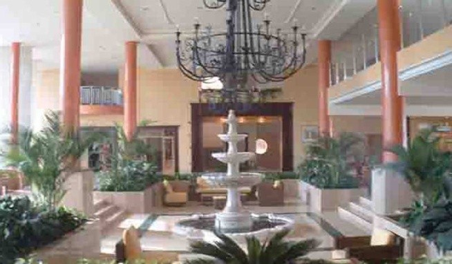 Grand Muthu Golf Plaza (San Miguel) recenzie