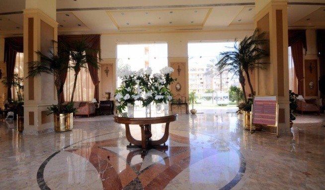 Grand Pyramids recenze