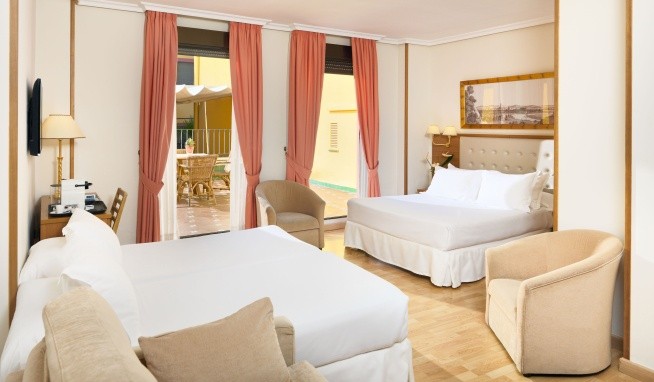 H10 Corregidor Boutique recenze