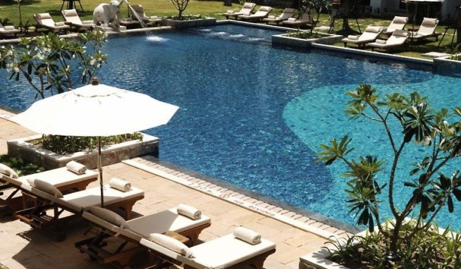 Naithonburi Beach Resort opinie