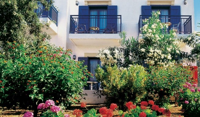 Chrissi Amoudia recenzie