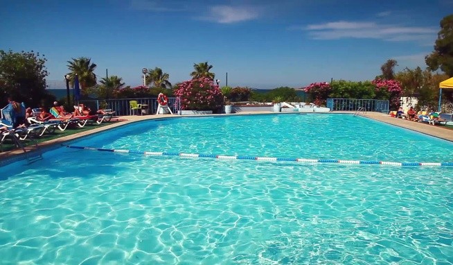 Monica Isabel Beach Club recenze