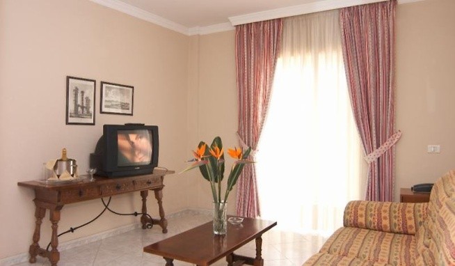 San Borondon recenzie