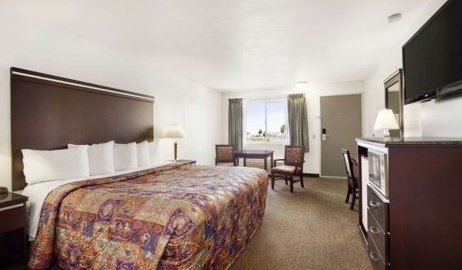 Days Inn Oceanside recenze