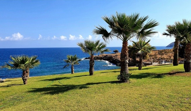 Stella Beach Panormo recenze