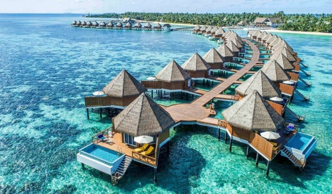 Mercure Maldives Kooddoo Resort recenzie