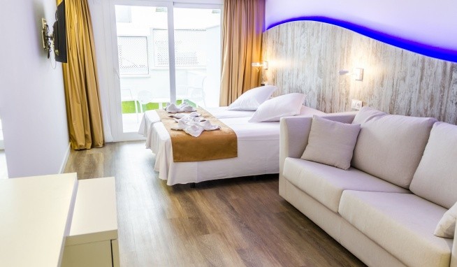 Triton Beach értékelés