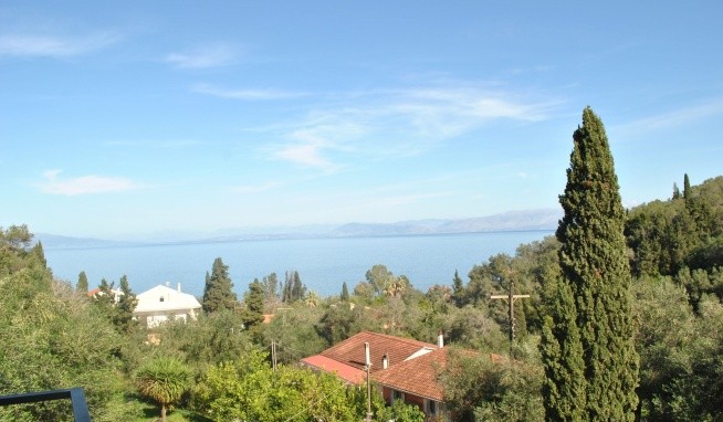 Helios Splendid Boukari recenze