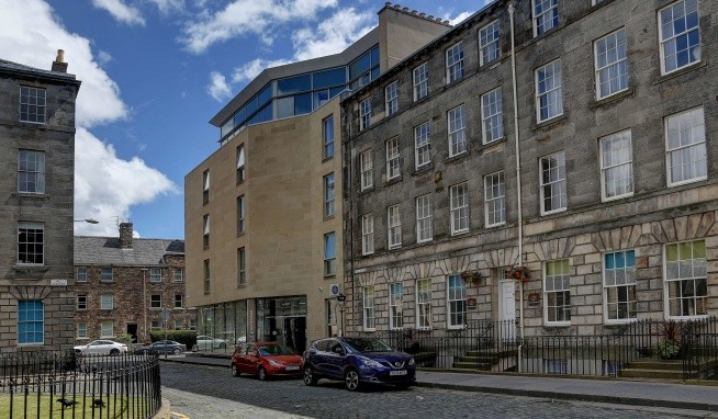 Ten Hill Place opinie