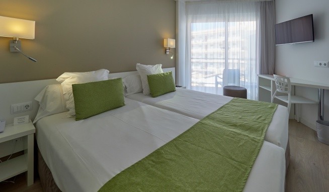 BQ Amfora Beach recenze