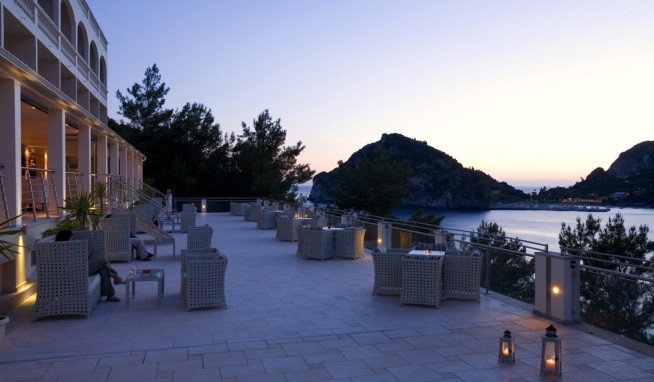 Akrotiri Beach recenze