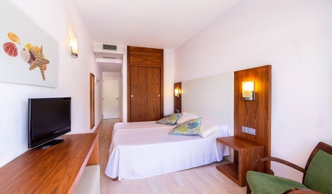 Neptuno Paguera opinie