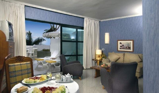 Colón Guanahaní recenze