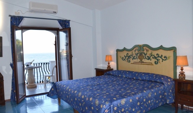 Arathena Rocks recenzie