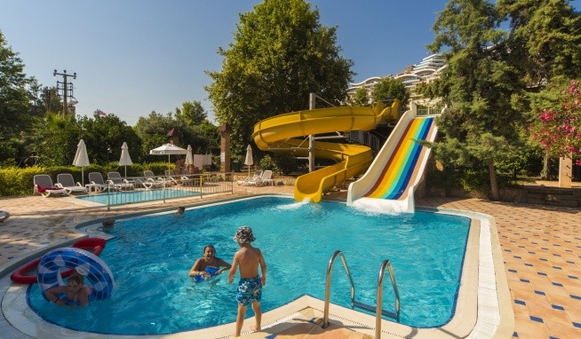 Dizalya Club recenzie