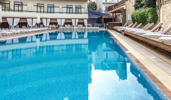 Rhodes Horizon Blu (ex Kipriotis) recenze