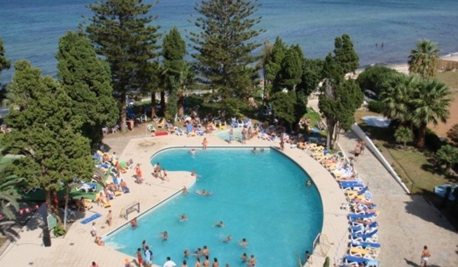 Corniche Palace recenzie