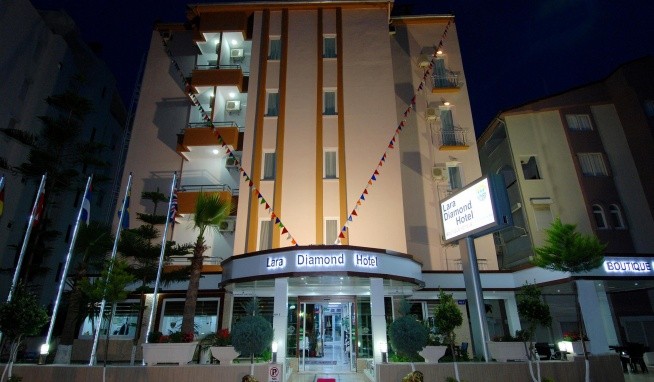 Lara Diamond recenze