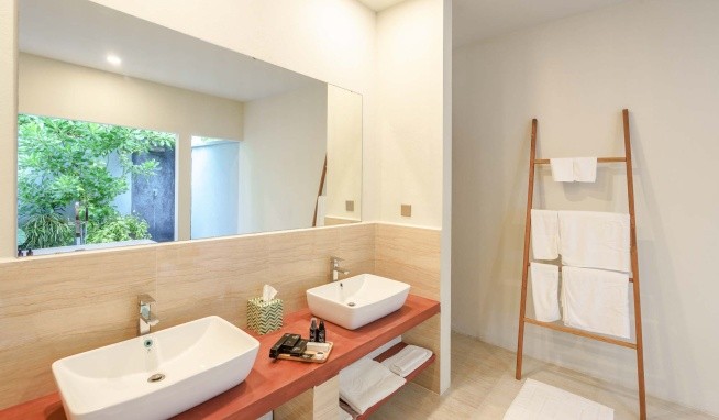 Rahaa Resort recenzie