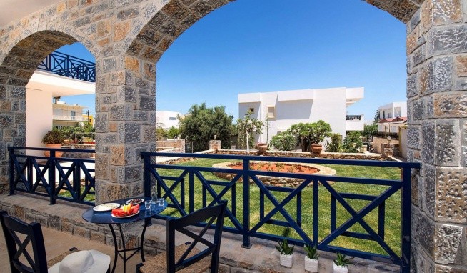 Aegean Sky Hotel & Suites recenze