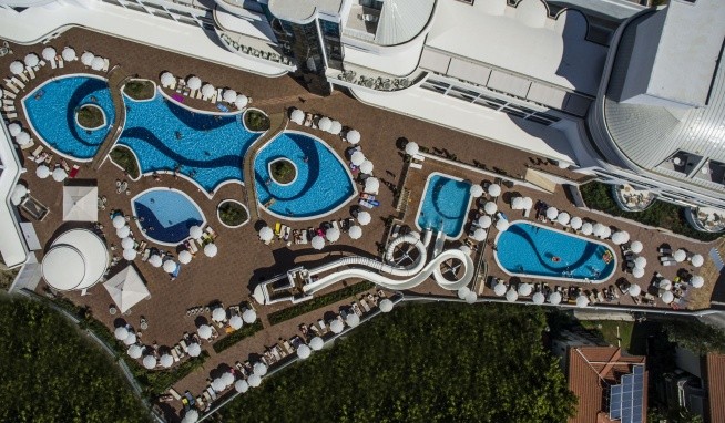 Laguna Beach Alya értékelés