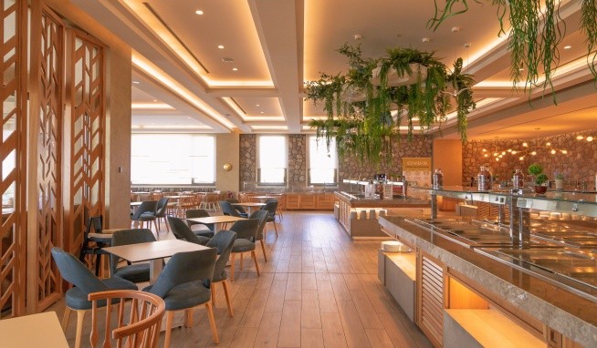 Almyros Beach Resort & Spa recenzie