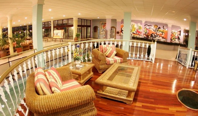 Stella Paradise recenzie