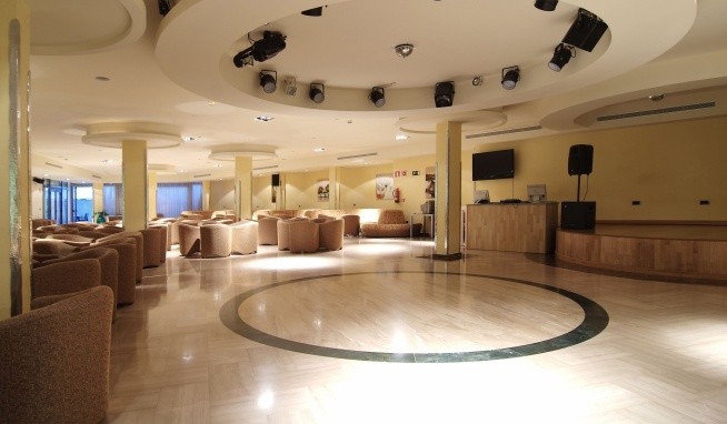 Sandos Monaco Beach Hotel & Spa értékelés