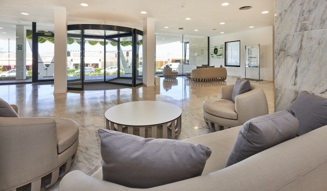 S'Entrador Playa & Spa értékelés