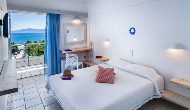 Brown Beach Evia Island (ex. Grand Bleu Sea Resort) recenze