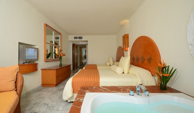 Sunset Marina Resort & Yacht Club értékelés