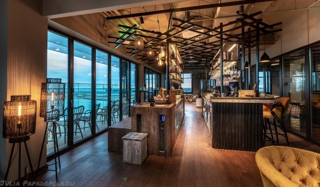 Four Elements Amsterdam recenzie