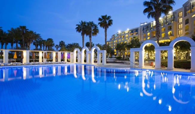 Hilton Malta recenze