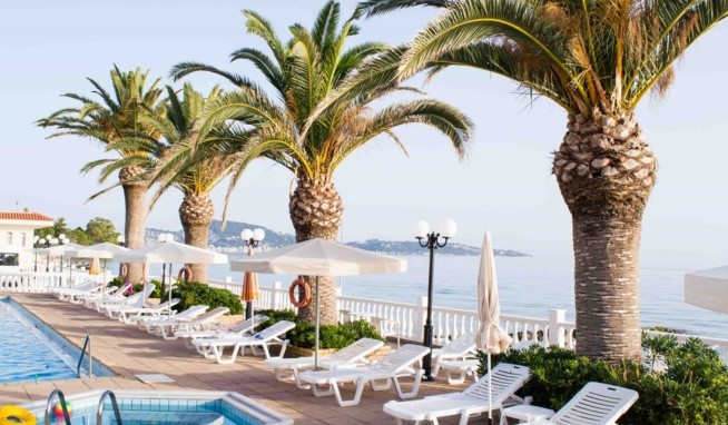 Paradise Beach recenze