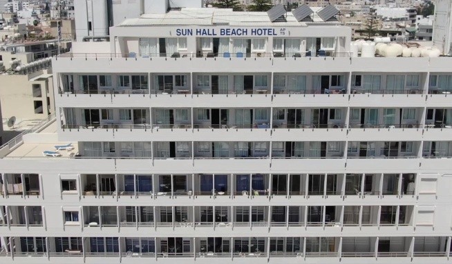 Sun Hall Beach recenzie