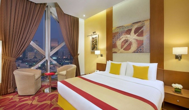 City Seasons Towers opinie