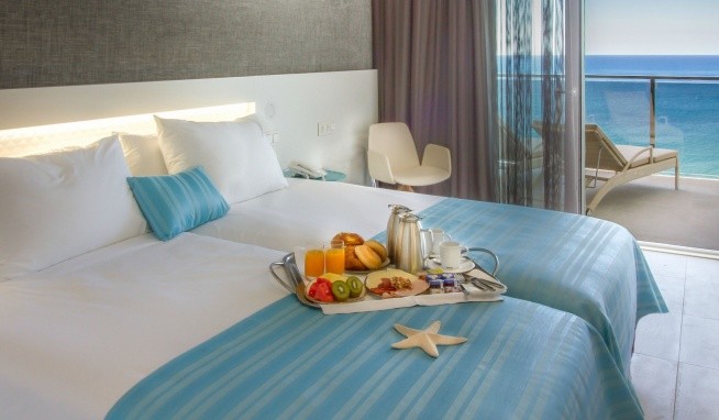 Suitopia Sol Y Mar Suites Hotel (Calpe) recenze