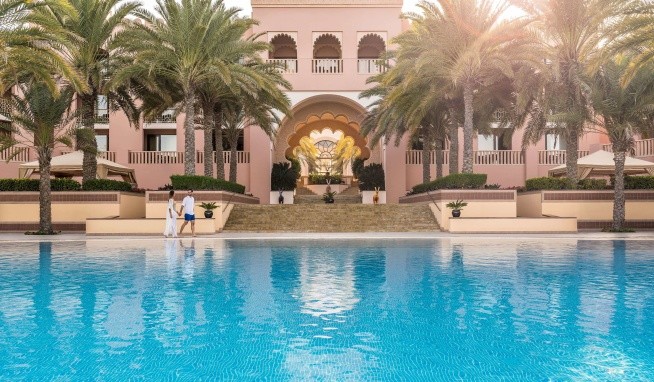 Shangri - La's Al Husn recenze