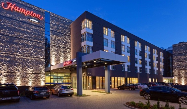 Hampton by Hilton Warsaw Airport értékelés