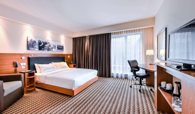 Hampton by Hilton Warsaw Airport recenze