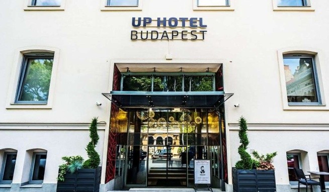 Up Hotel Budapest recenze