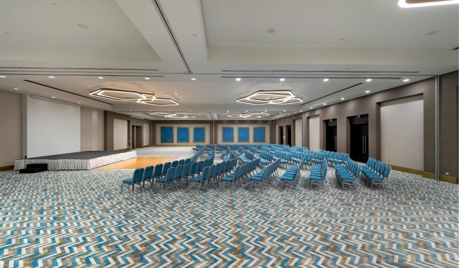 Lara Barut Collection recenzie